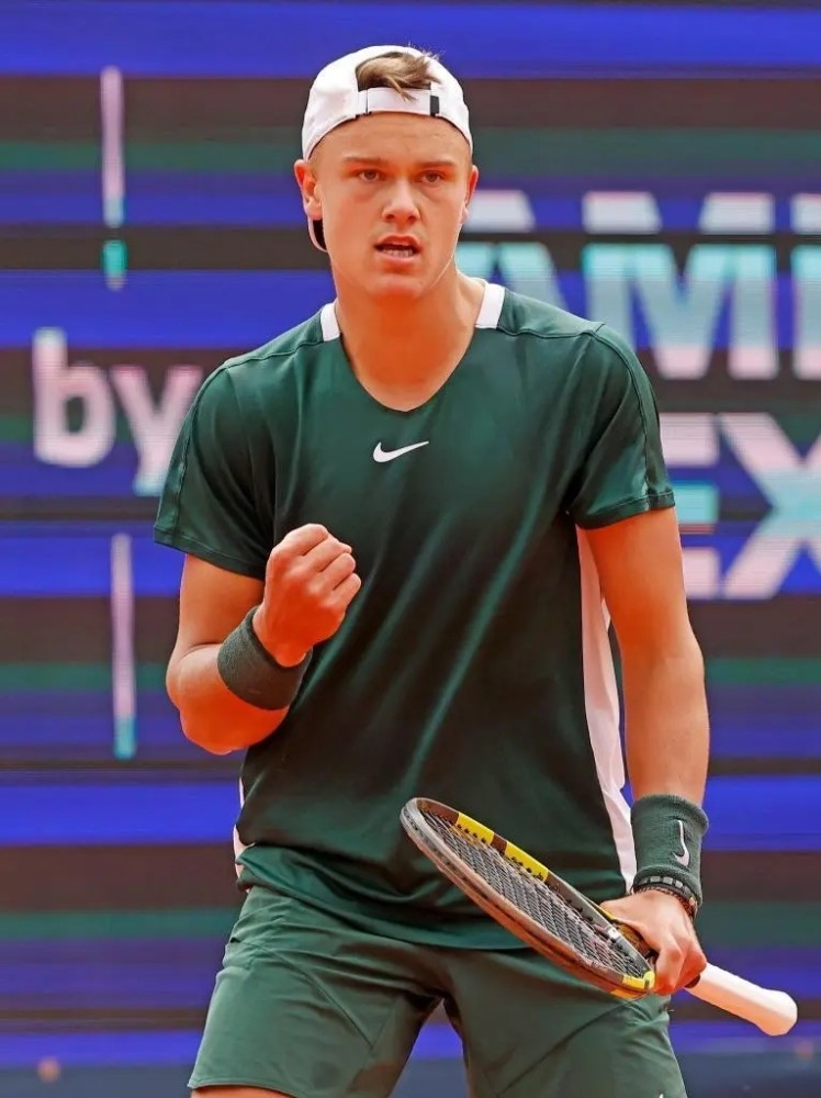 3分钟带你了解EWC电竞世界杯LOL项目，LPL能否洗刷底座赛区之名？